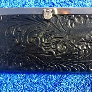 Patricia Nash Cauchy tooled leather wallet